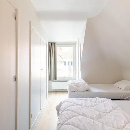 Gem Near Beach, Cleaning Included *
